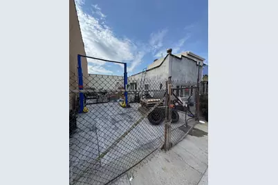 5438 46th Street, Maspeth, NY 11378 - Photo 3