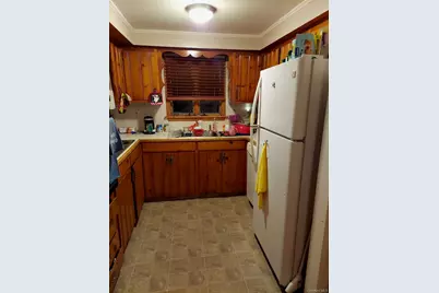 280 S Bayview Avenue, Amityville, NY 11701 - Photo 39