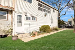 280 S Bayview Ave, Amityville, NY 11701 - Photo 9