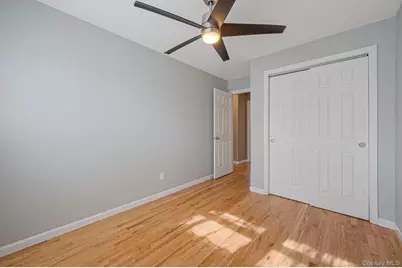 280 S Bayview Avenue, Amityville, NY 11701 - Photo 29