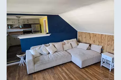 280 S Bayview Avenue, Amityville, NY 11701 - Photo 37