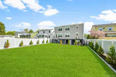 208 Florence Street, Mamaroneck, NY 10543 - Photo 43