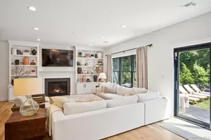 4 Squaw Rd, East Hampton, NY 11937 - Photo 9