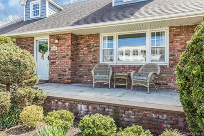 1800 Gormley Avenue, Merrick, NY 11566 - Photo 3