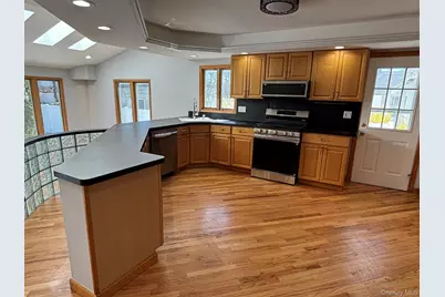 2689 Cedar Court, Oceanside, NY 11572 - Photo 7