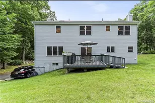 4 Clancy Farms Ct, Stony Point, NY 10980 - Photo 3