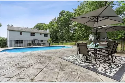 4 Clancy Farms Court, Stony Point, NY 10980 - Photo 5