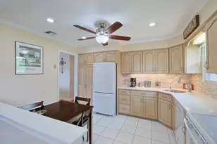 36 Parkway Dr, Yorktown Heights, NY 10598 - Photo 3