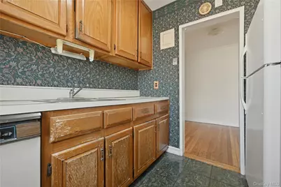 196-32 Pompeii Avenue #2C, Hollis, NY 11423 - Photo 15