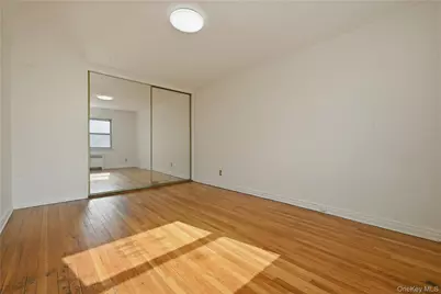 196-32 Pompeii Avenue #2C, Hollis, NY 11423 - Photo 19