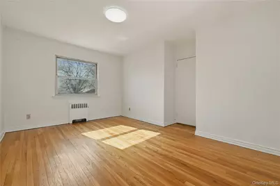 196-32 Pompeii Avenue #2C, Hollis, NY 11423 - Photo 21