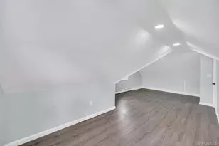 108 Lido Pkwy, Lindenhurst, NY 11757 - Photo 19