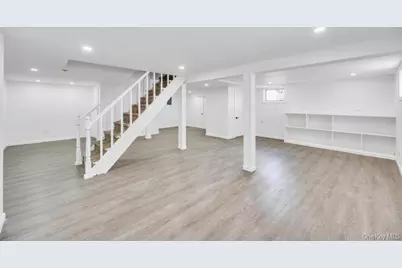 108 Lido Parkway, Lindenhurst, NY 11757 - Photo 25