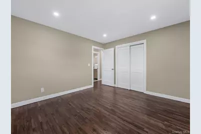 207 N Nassau Avenue, Massapequa, NY 11758 - Photo 9