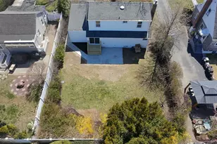 207 N Nassau Ave, Massapequa, NY 11758 - Photo 3