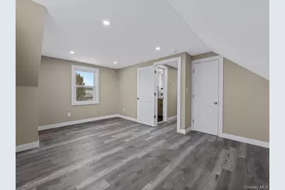 207 N Nassau Avenue, Massapequa, NY 11758 - Photo 13