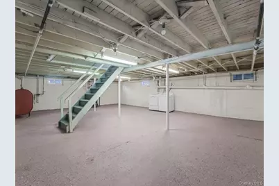 207 N Nassau Avenue, Massapequa, NY 11758 - Photo 15