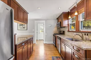 280 Knollwood Rd, White Plains, NY 10607 - Photo 19