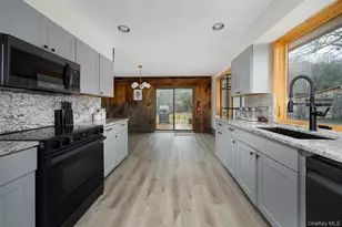 6652 State Route 42, Woodbourne, NY 12788 - Photo 11