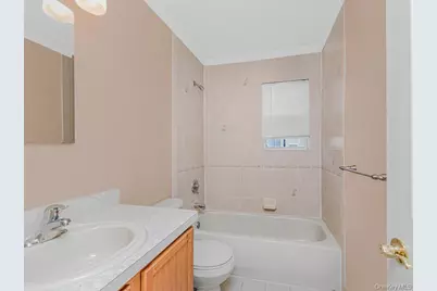 85 Admiral Court #87, Bronx, NY 10473 - Photo 15