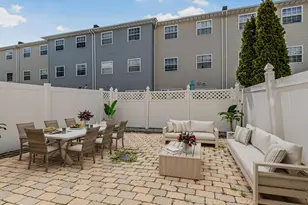 85 Admiral Ct, Bronx, NY 10473 - Photo 5