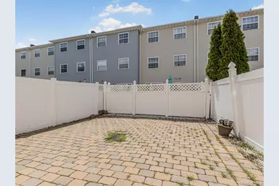 85 Admiral Court #87, Bronx, NY 10473 - Photo 19