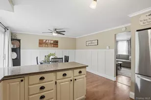 304 Parr Meadow Dr, Newburgh, NY 12550 - Photo 11