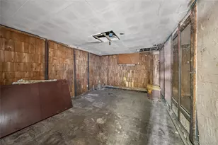 188 Amherst St, Hempstead, NY 11550 - Photo 21