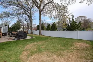 99 Ronkonkoma Blvd, Centereach, NY 11720 - Photo 31