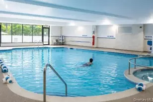 280 Brettonwoods Dr, Coram, NY 11727 - Photo 23