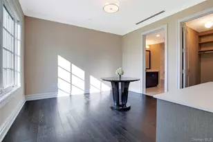 5000 Royal Ct, North Hills, NY 11040 - Photo 23