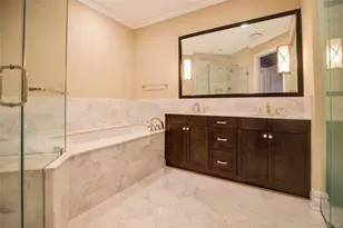 5000 Royal Ct, North Hills, NY 11040 - Photo 15