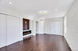 90 30th St, Copiague, NY 11726 - Photo 37