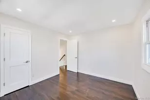 90 30th St, Copiague, NY 11726 - Photo 31