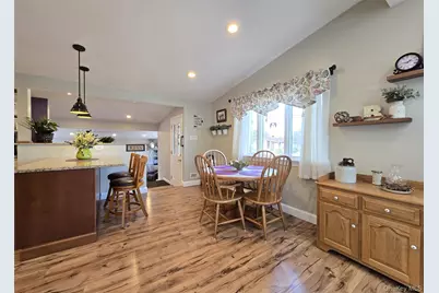 25 Peter Road, Ronkonkoma, NY 11779 - Photo 7