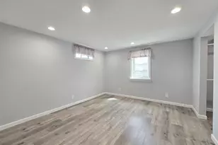 25 Peter Rd, Ronkonkoma, NY 11779 - Photo 19