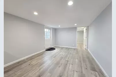 25 Peter Road, Ronkonkoma, NY 11779 - Photo 21