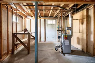 52 Woodbury Rd, Farmingville, NY 11738 - Photo 17