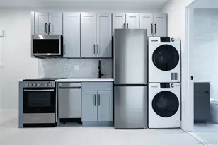 315 W Broadway, Long Beach, NY 11561 - Photo 3