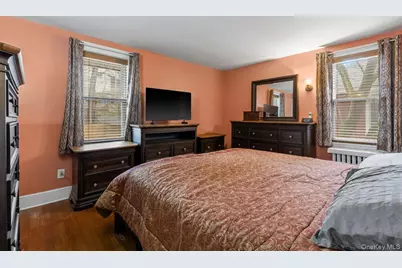 306 Hutchinson Boulevard, Mount Vernon, NY 10552 - Photo 15