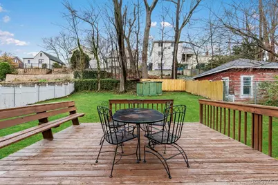 306 Hutchinson Boulevard, Mount Vernon, NY 10552 - Photo 25