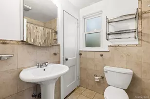 306 Hutchinson Blvd, Mount Vernon, NY 10552 - Photo 19