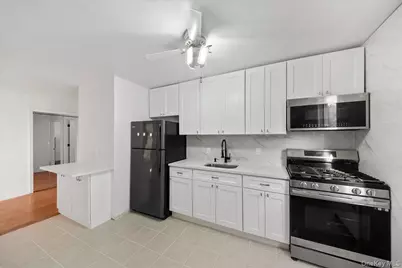 163 Glover Avenue #2, Yonkers, NY 10704 - Photo 3