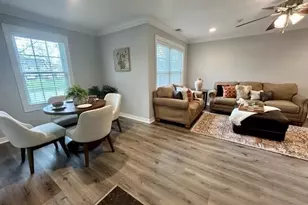 1003 Vista View Dr, Farmingville, NY 11738 - Photo 3