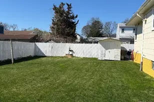 15 Barrington St, Westbury, NY 11590 - Photo 3