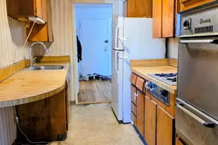 18-50 211th St, Bayside, NY 11360 - Photo 11