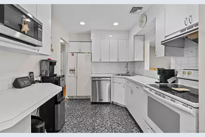 3976 Wicks Avenue, Seaford, NY 11783 - Photo 7