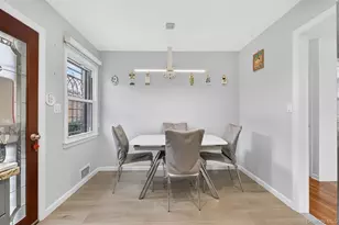 25-28 148th St, Flushing, NY 11354 - Photo 11