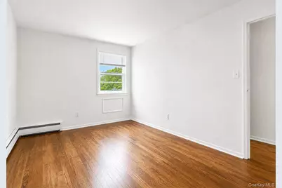 89-11 32nd Avenue, East Elmhurst, NY 11369 - Photo 15