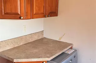 1013 Rottkamp St, Valley Stream, NY 11580 - Photo 3